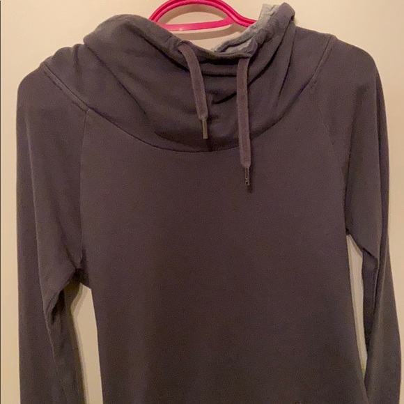 Women’s Cowl Neck Sweatshirt Size M - Picture 3 of 6